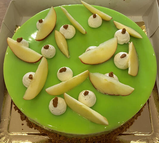 Entremet pomme vanille caramel